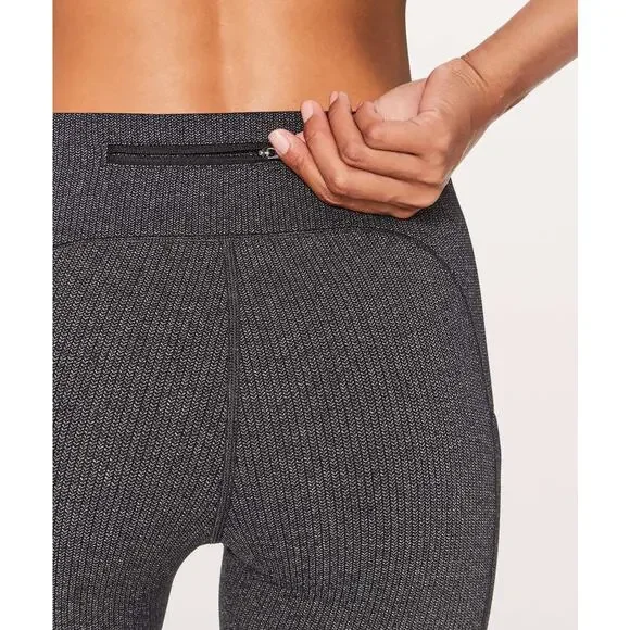 LULULEMON Speed Up Tight 28" Sz 4 Power Luxtreme Variegated Knit lack Heathered - Picture 6 of 12